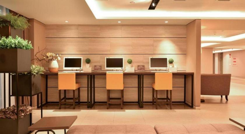 Home Inns Plus Shanghai Xujiahui Branch Exterior photo